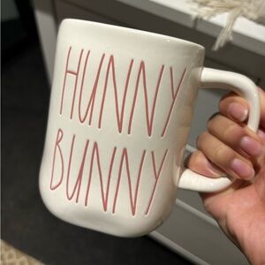 Brand new! Rae Dunn Easter hunny bunny mug
